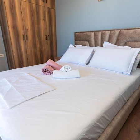 Roel Apartments Saranda Kültér fotó