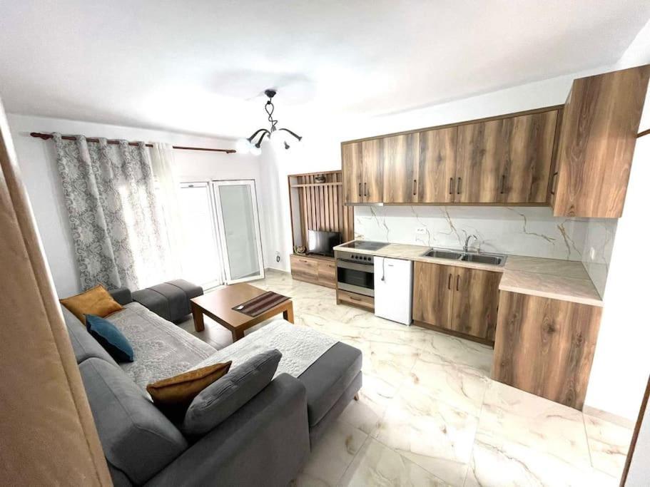 Roel Apartments Saranda Kültér fotó