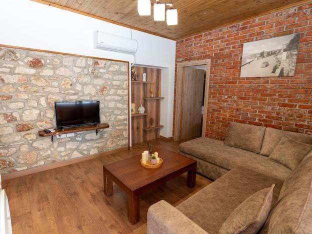 Roel Apartments Saranda Kültér fotó