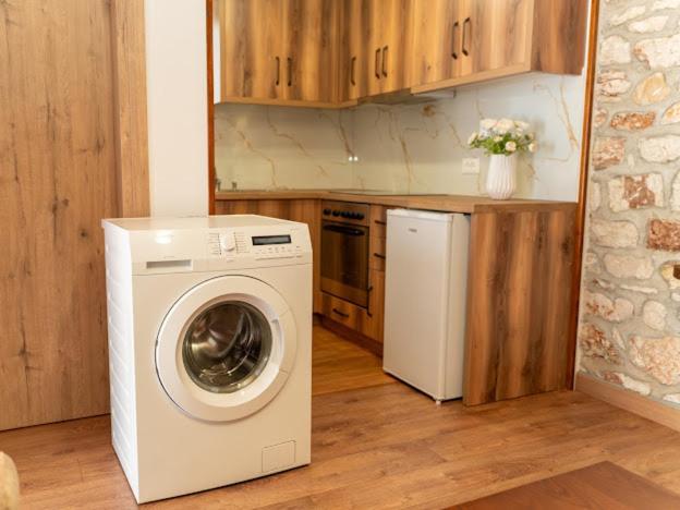 Roel Apartments Saranda Kültér fotó