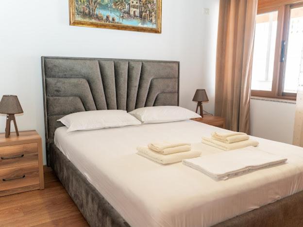 Roel Apartments Saranda Kültér fotó