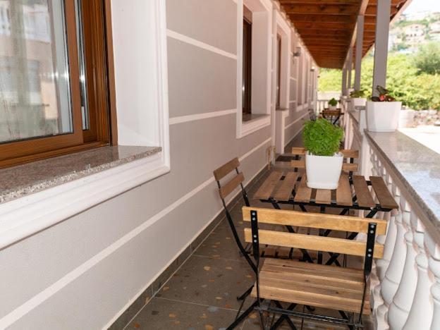 Roel Apartments Saranda Kültér fotó