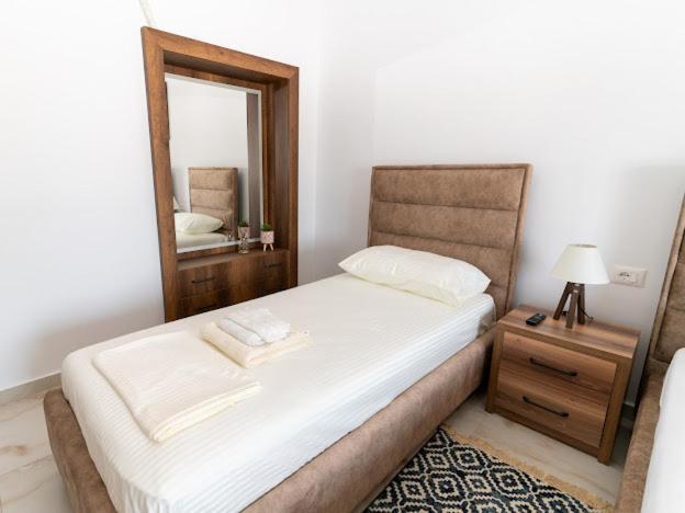 Roel Apartments Saranda Kültér fotó
