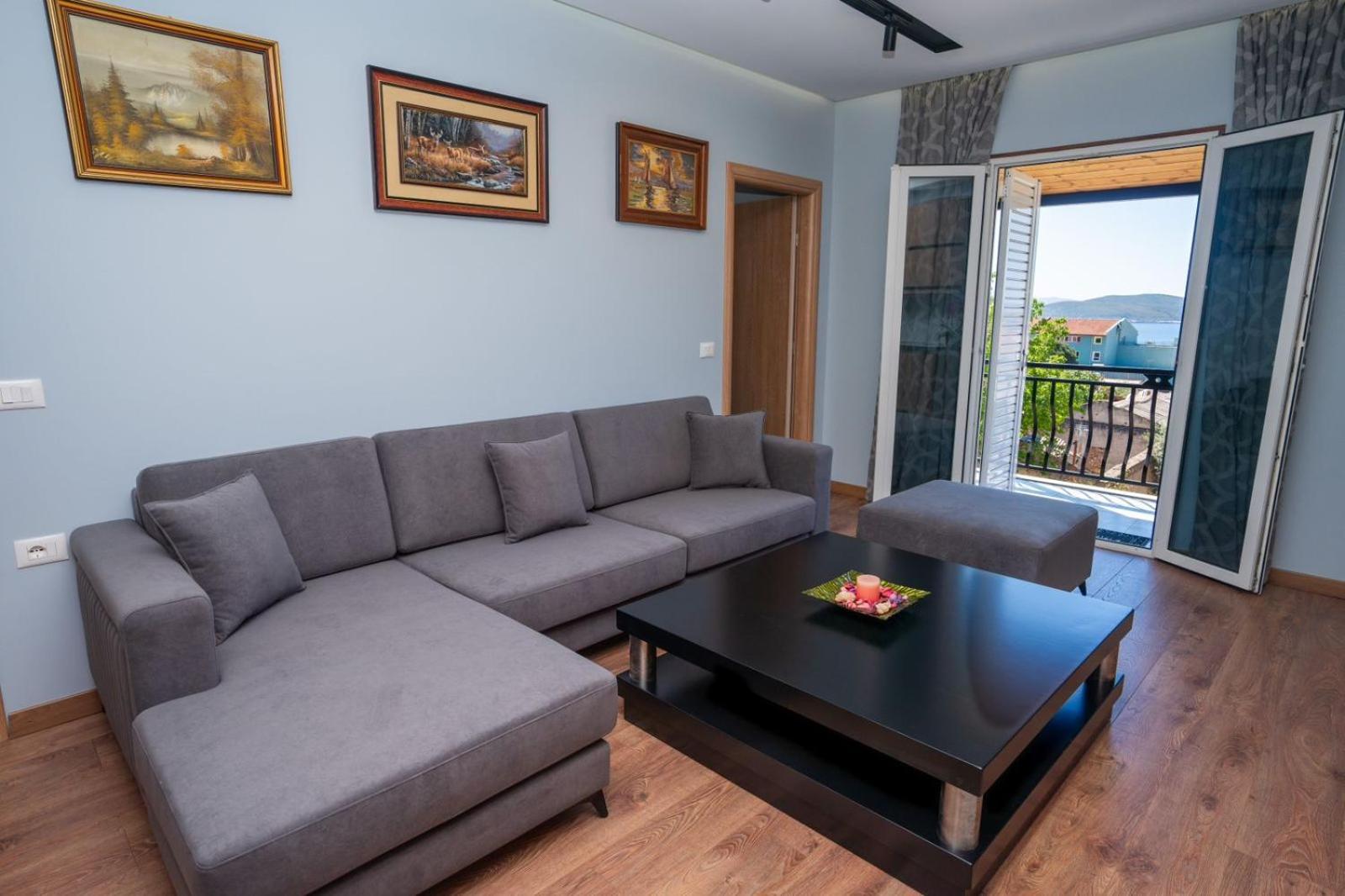 Roel Apartments Saranda Kültér fotó
